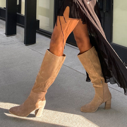FYNN Boots Truffle Suede Dolce Vita