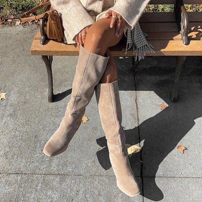 FYNN Boots Truffle Suede Dolce Vita