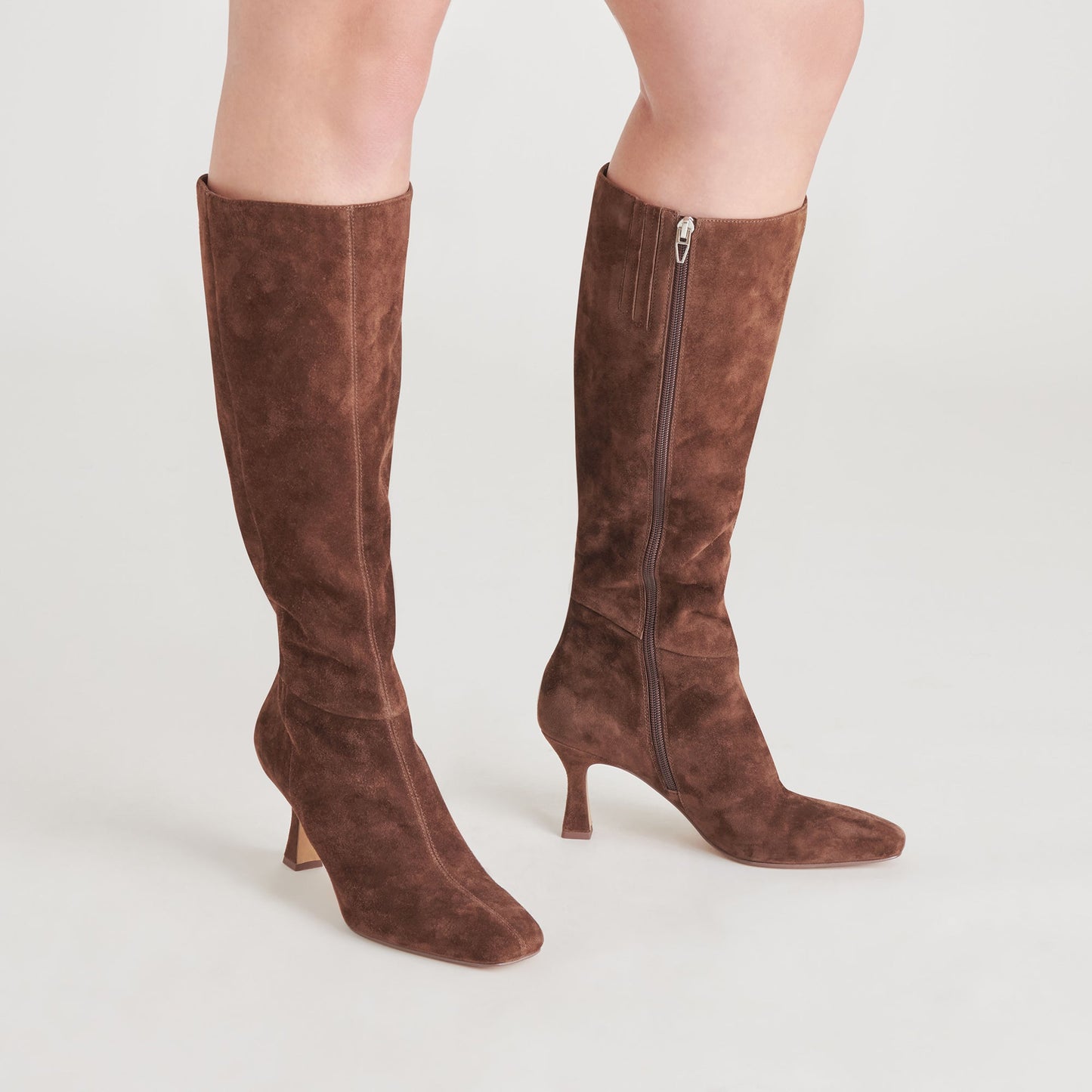 GYRA BOOTS DK BROWN SUEDE Dolce Vita