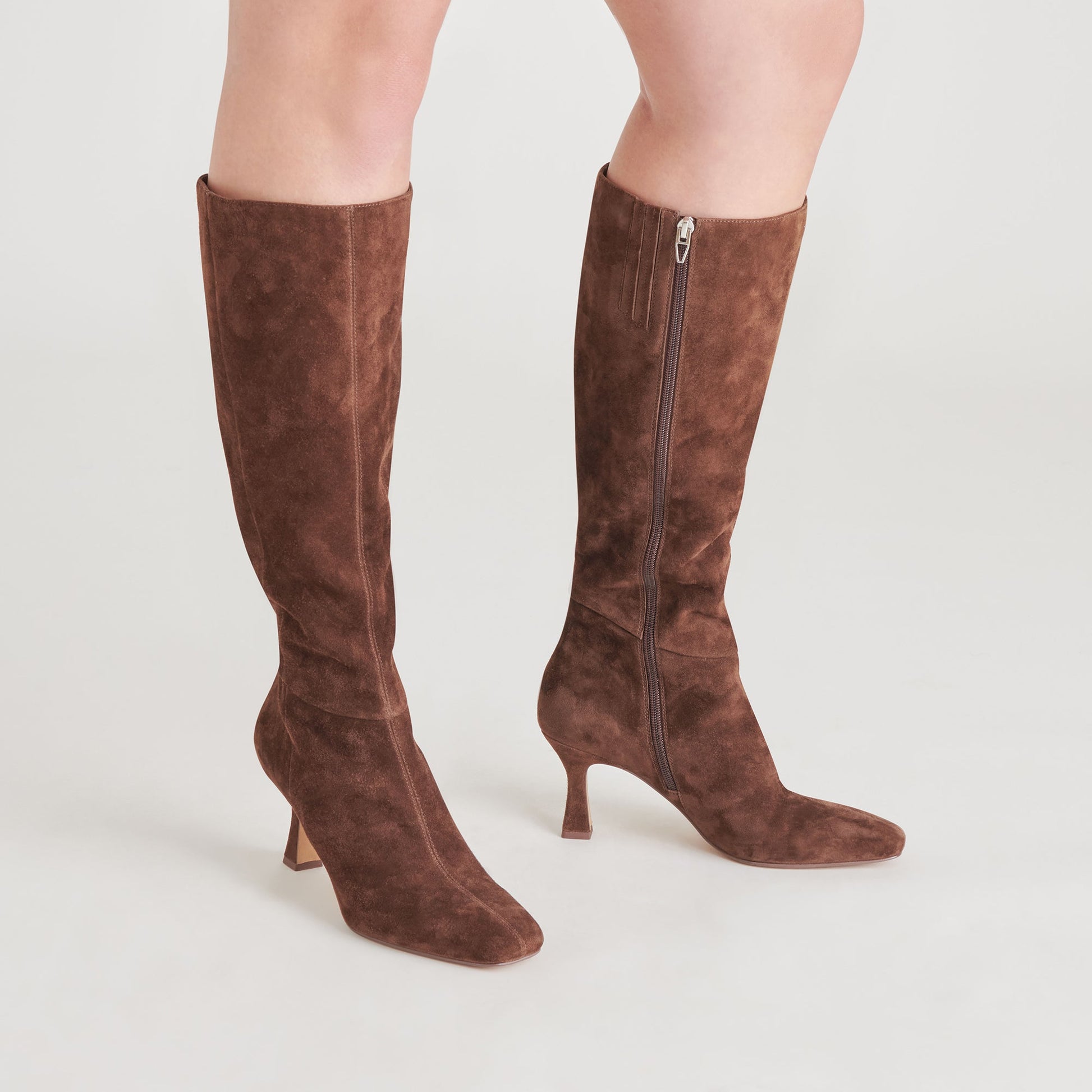 GYRA BOOTS DK BROWN SUEDE Dolce Vita