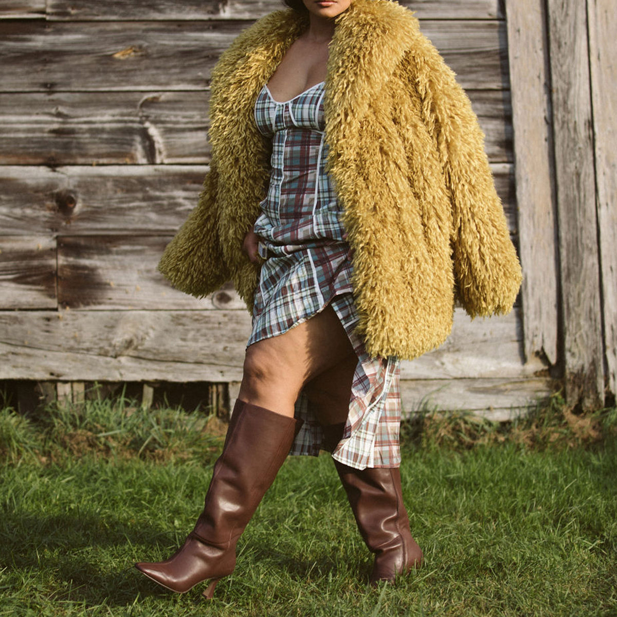 GYRA WIDE CALF BOOTS CHOCOLATE LEATHER Dolce Vita