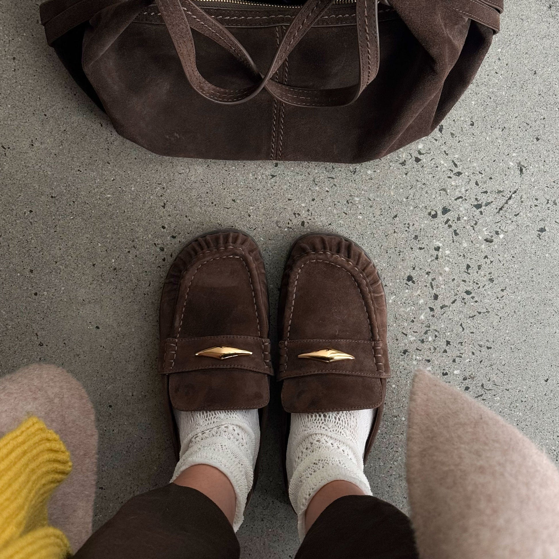 Jodero Dk Brown Suede Flats Dolce Vita
