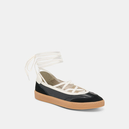 Nyomie Black Leather Sneakers Dolce Vita