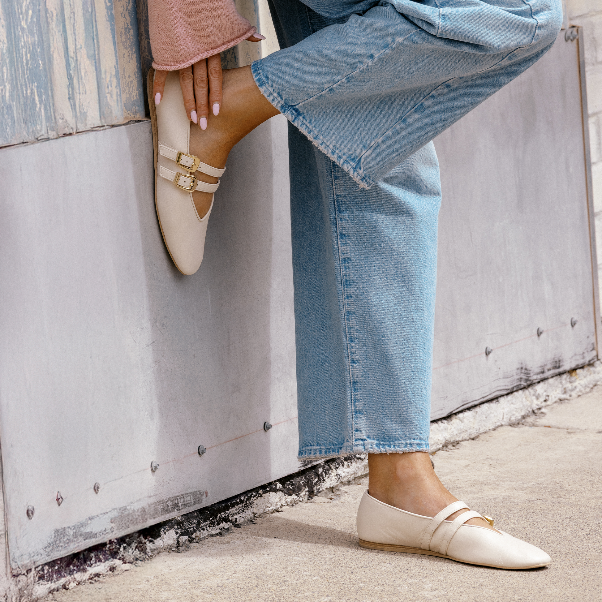 BAYLEE BALLET FLATS IVORY LEATHER Dolce Vita