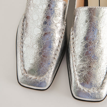 Beny Flats Silver Distressed Leather Dolce Vita