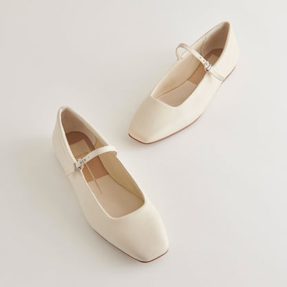 Reyes Wide Ballet Flats Ivory Leather Dolce Vita