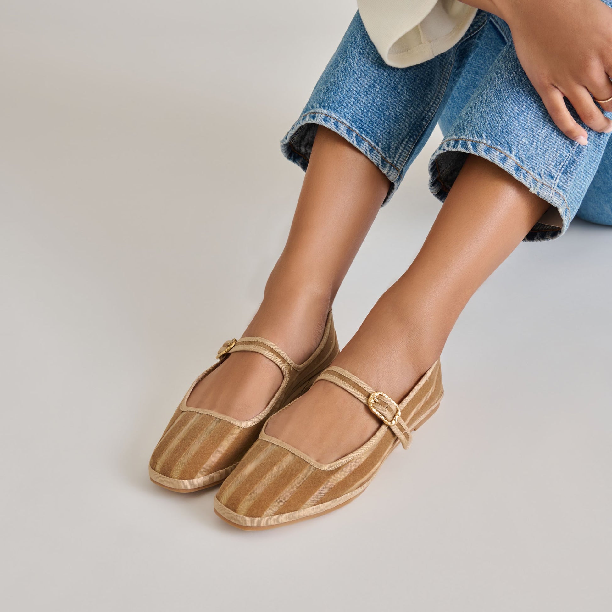 TAMEKA BALLET FLATS TAN STRIPE MESH Dolce Vita
