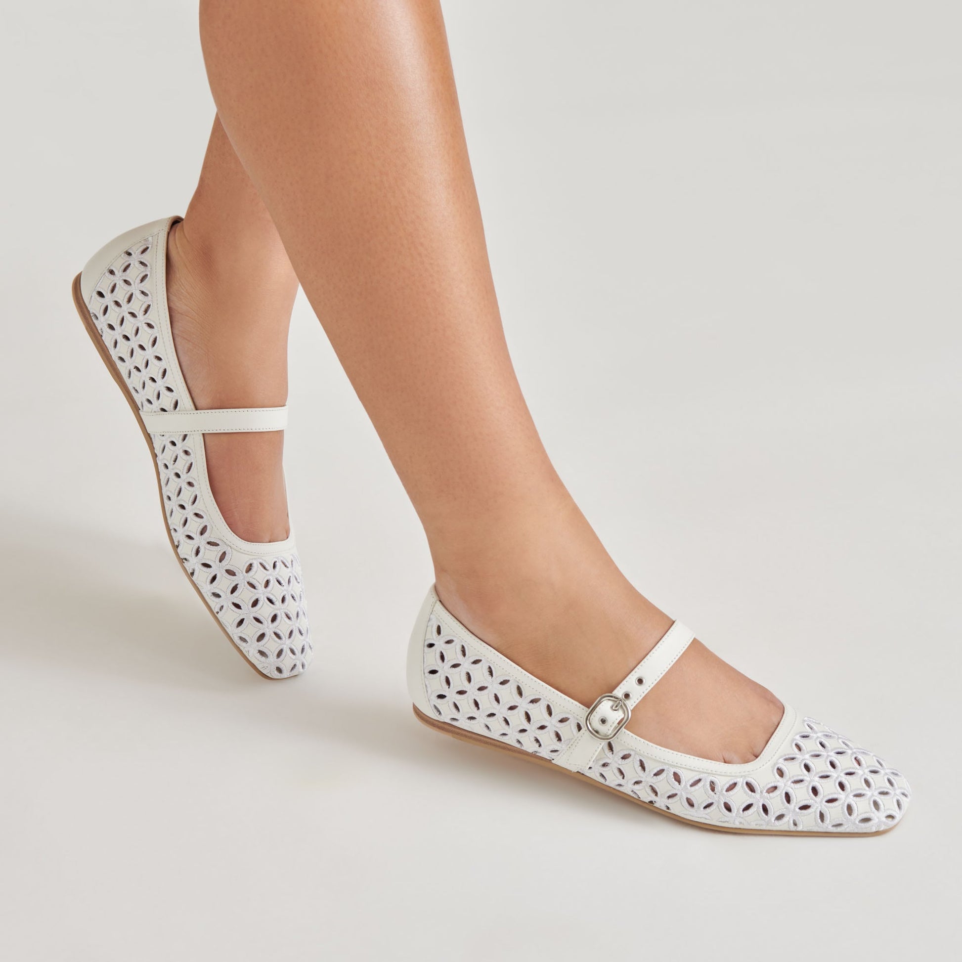 RODNI EYELET PERF BALLET FLATS TRUE WHITE LEATHER Dolce Vita