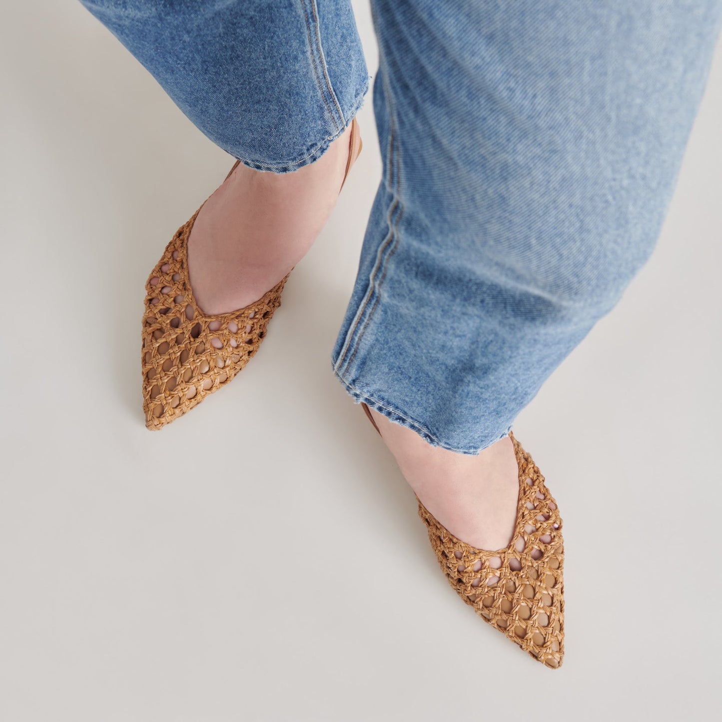 CYNDI FLATS NATURAL WOVEN Dolce Vita