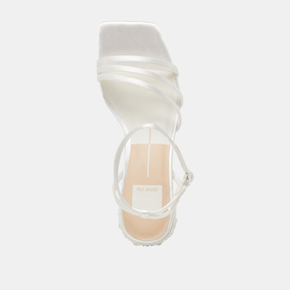 YSABEL PEARL HEELS TRUE WHITE SATIN Dolce Vita