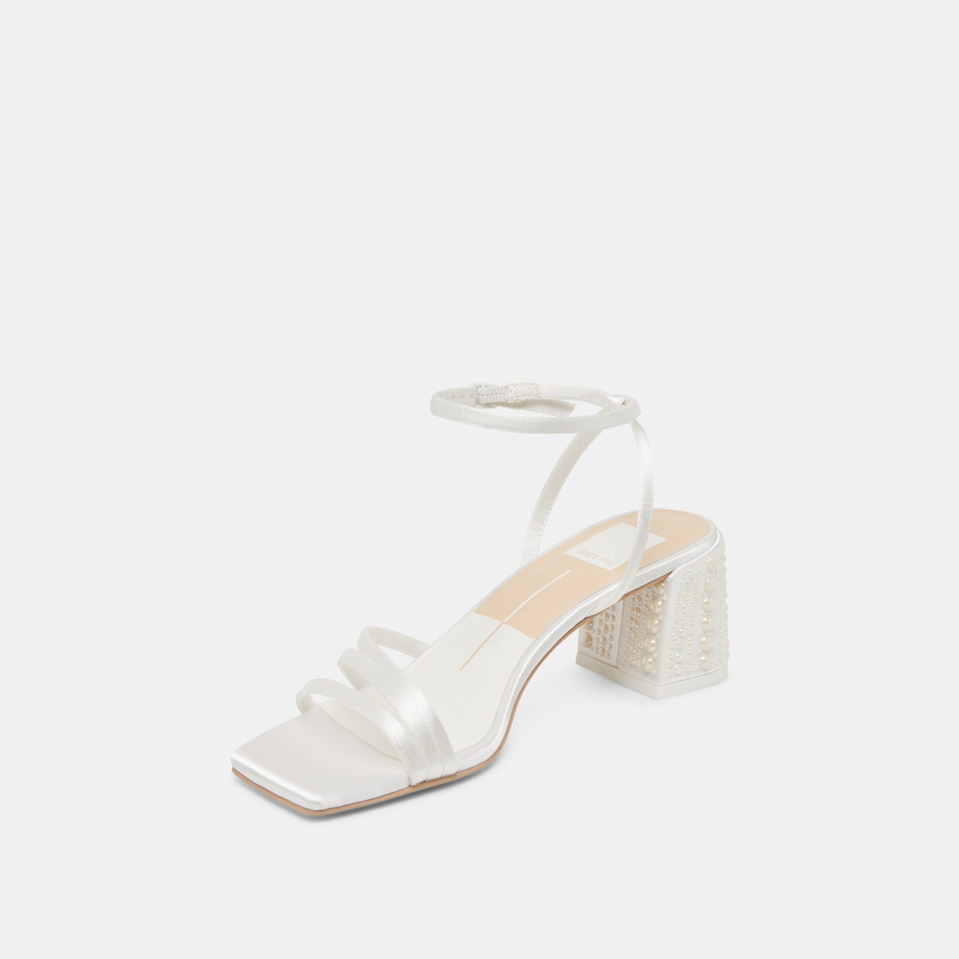YSABEL PEARL HEELS TRUE WHITE SATIN Dolce Vita