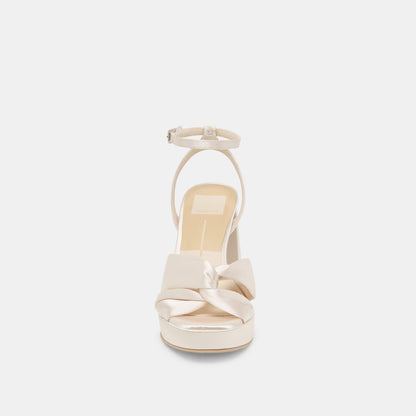 PARLO HEELS IVORY SATIN Dolce Vita