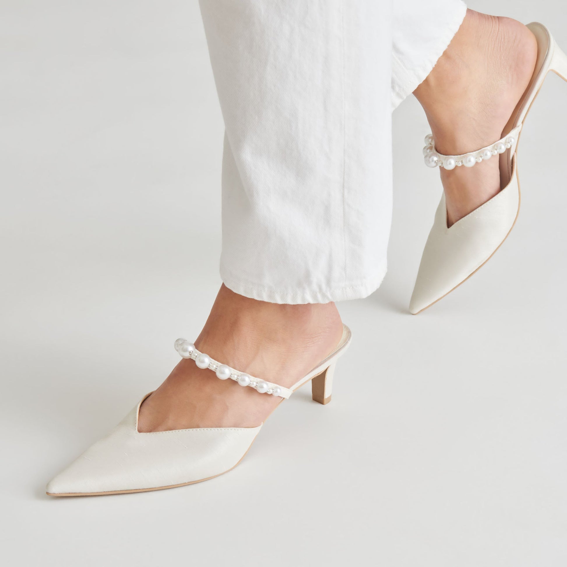 Kanika Pearl Mid Vanilla Pearl Heels Dolce Vita
