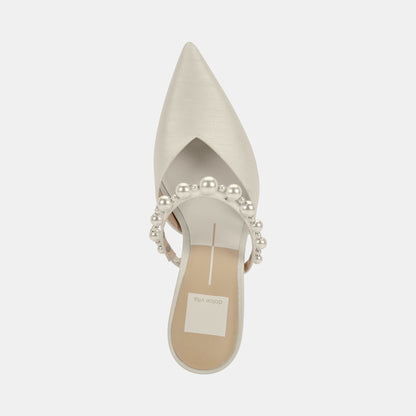 KANIKA Pearl Heels Vanilla Silk Dolce Vita