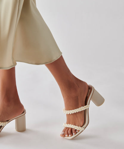NOEL Heels Vanilla Pearls Dolce Vita