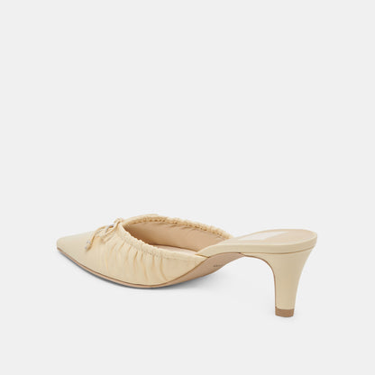 KAIRI MID HEELS LIGHT YELLOW CRINKLE PATENT Dolce Vita