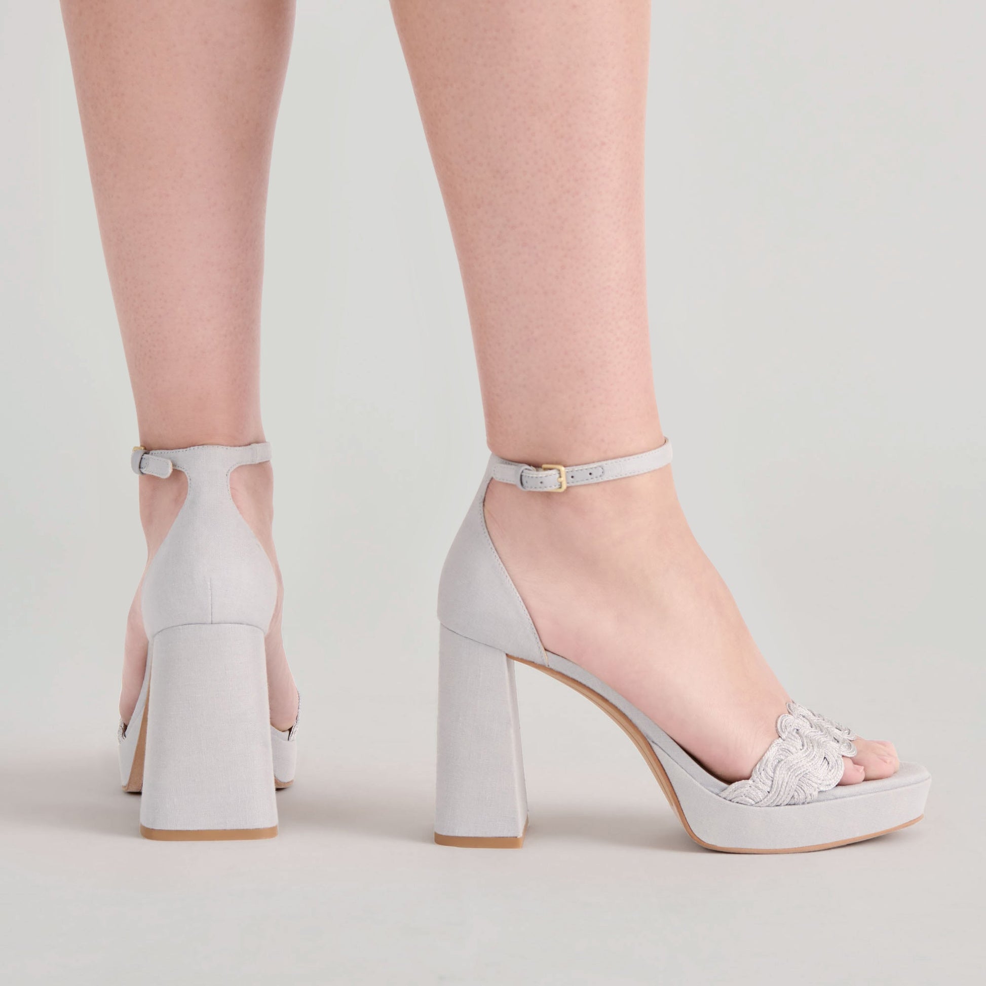 PELTIN HEELS GREY WOVEN RAFFIA Dolce Vita