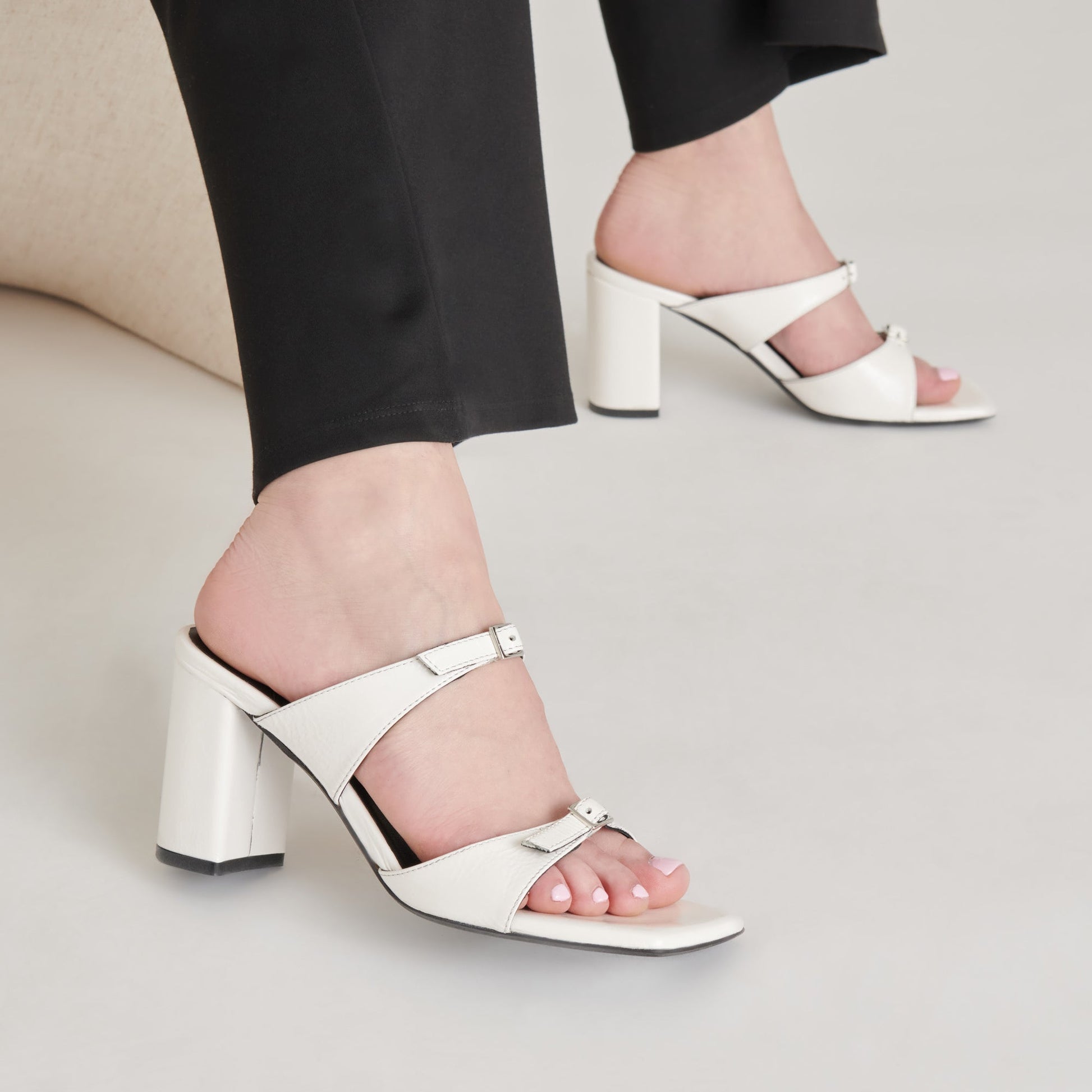 SHANE HEELS OFF WHITE CRINKLE PATENT Dolce Vita