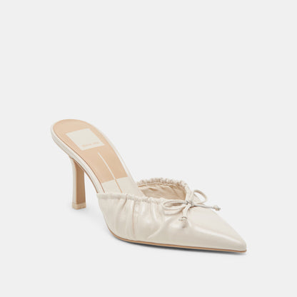 KAIRI HEELS IVORY CRINKLE PATENT Dolce Vita