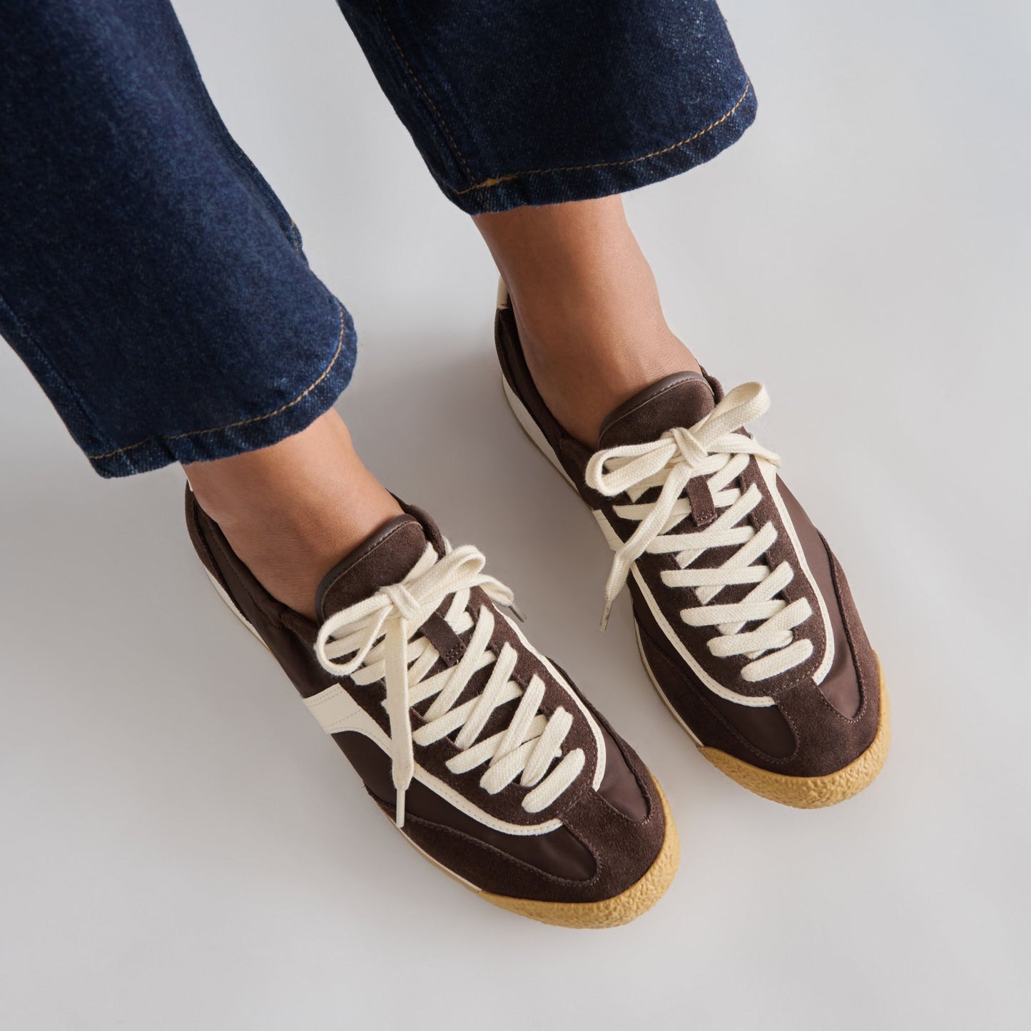 Sariya Dk Brown Nylon Sneakers Dolce Vita
