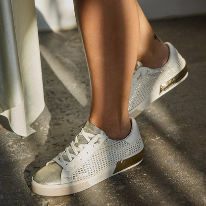 ZINA SNEAKERS BONE GOLD WOVEN Dolce Vita