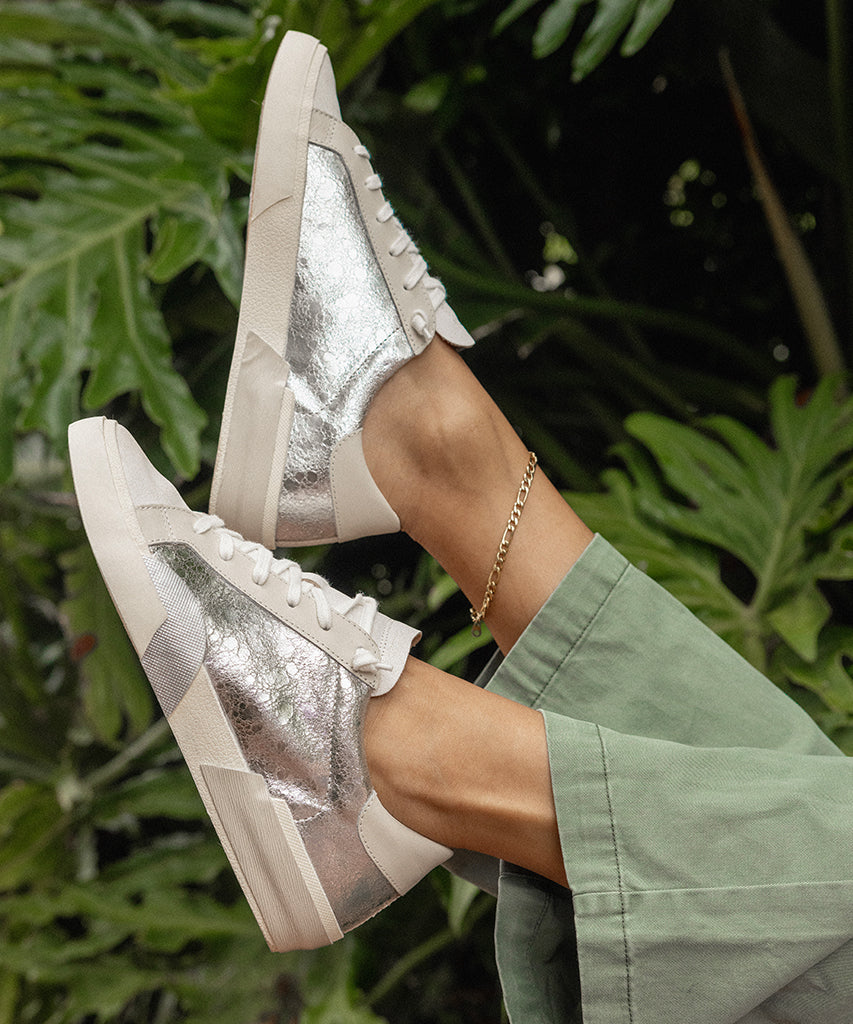 Zina Sneakers Chrome Distressed Leather Dolce Vita