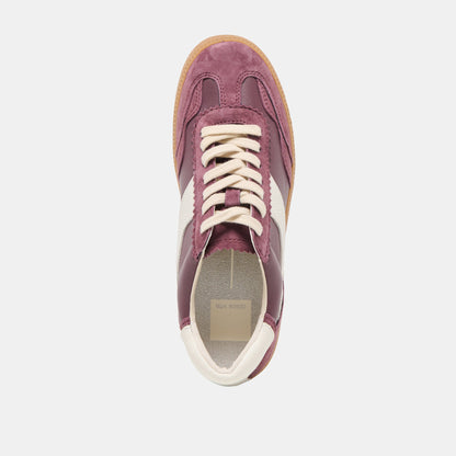 NOTICE SNEAKERS CRANBERRY SUEDE Dolce Vita