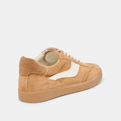 NOTICE SNEAKERS BROWN SUEDE Dolce Vita