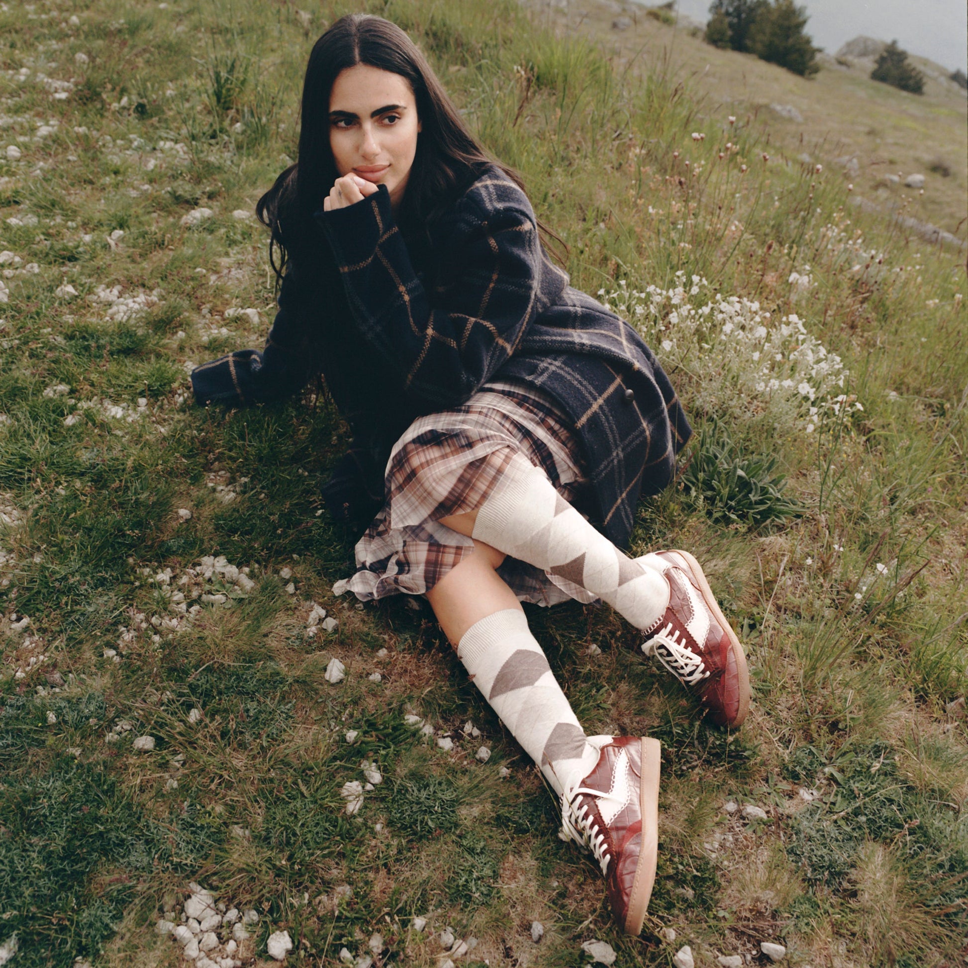 NOTICE STITCH SNEAKERS OXBLOOD CROCO EMBOSSED LEATHER Dolce Vita