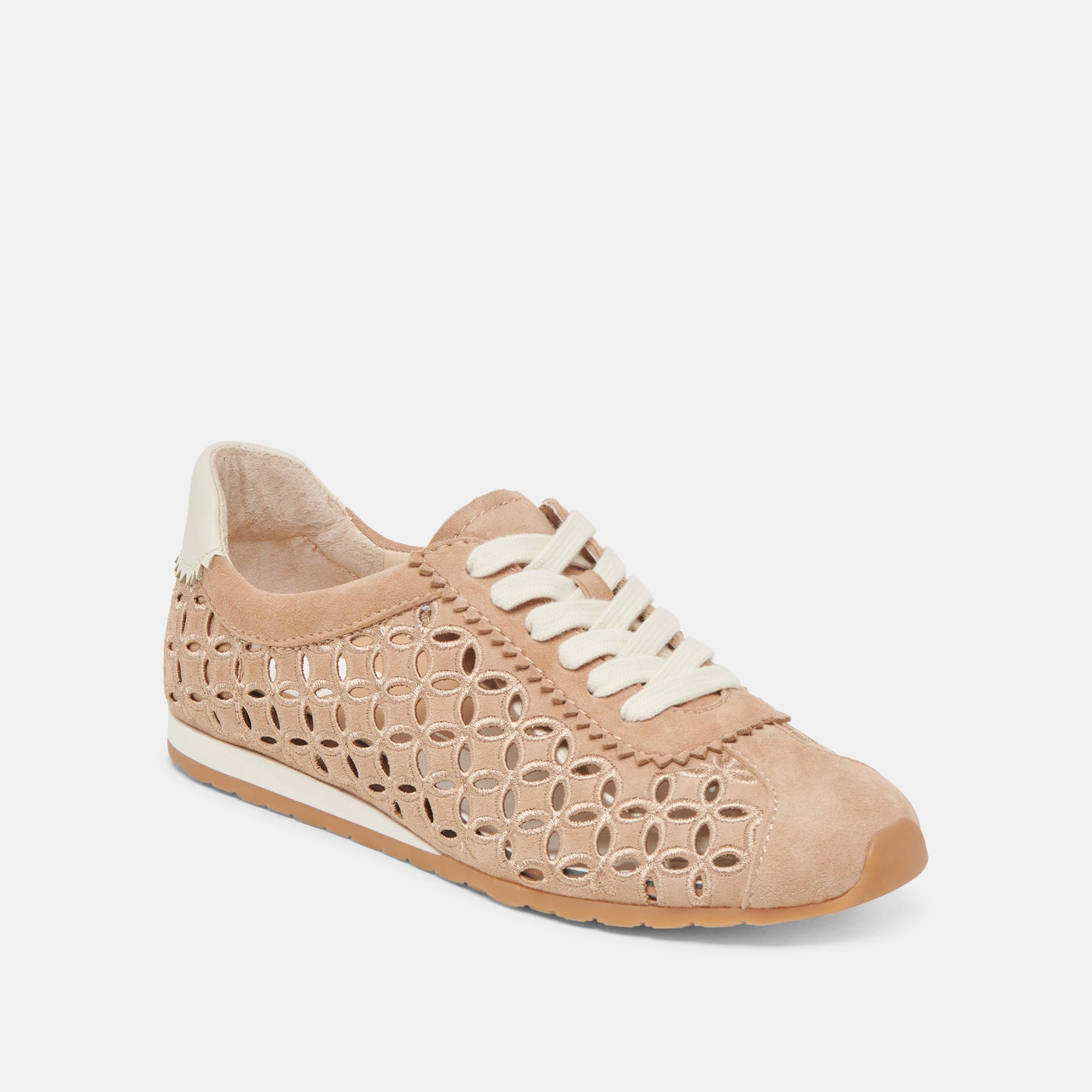 DANIE EYELET PERF SNEAKERS CAMEL SUEDE Dolce Vita