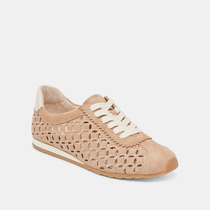 DANIE EYELET PERF SNEAKERS CAMEL SUEDE Dolce Vita