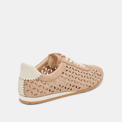 DANIE EYELET PERF SNEAKERS CAMEL SUEDE Dolce Vita