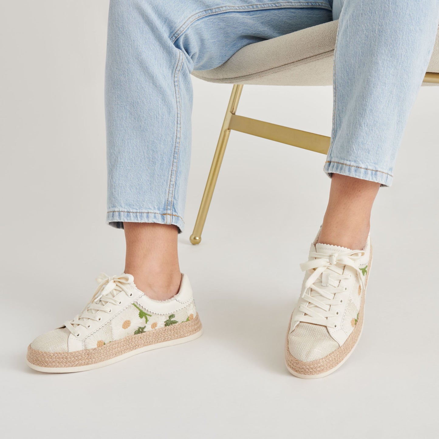 AZALIA SNEAKERS WHITE FLORAL RAFFIA Dolce Vita