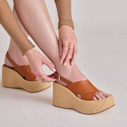 SKYLAR WEDGES BROWN LEATHER Dolce Vita