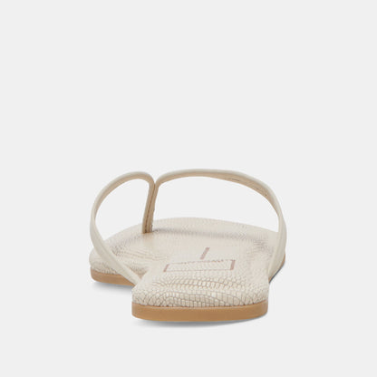 LAYNEY SANDALS IVORY LEATHER Dolce Vita