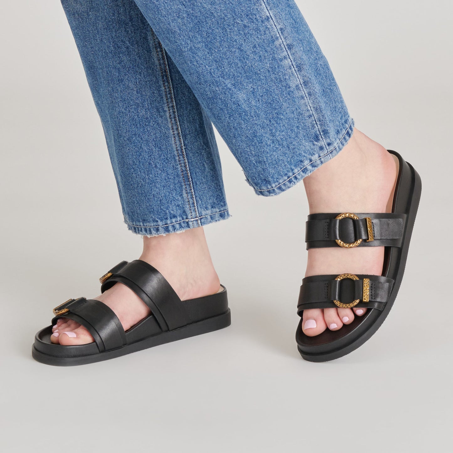 SOYA SANDALS BLACK STELLA Dolce Vita
