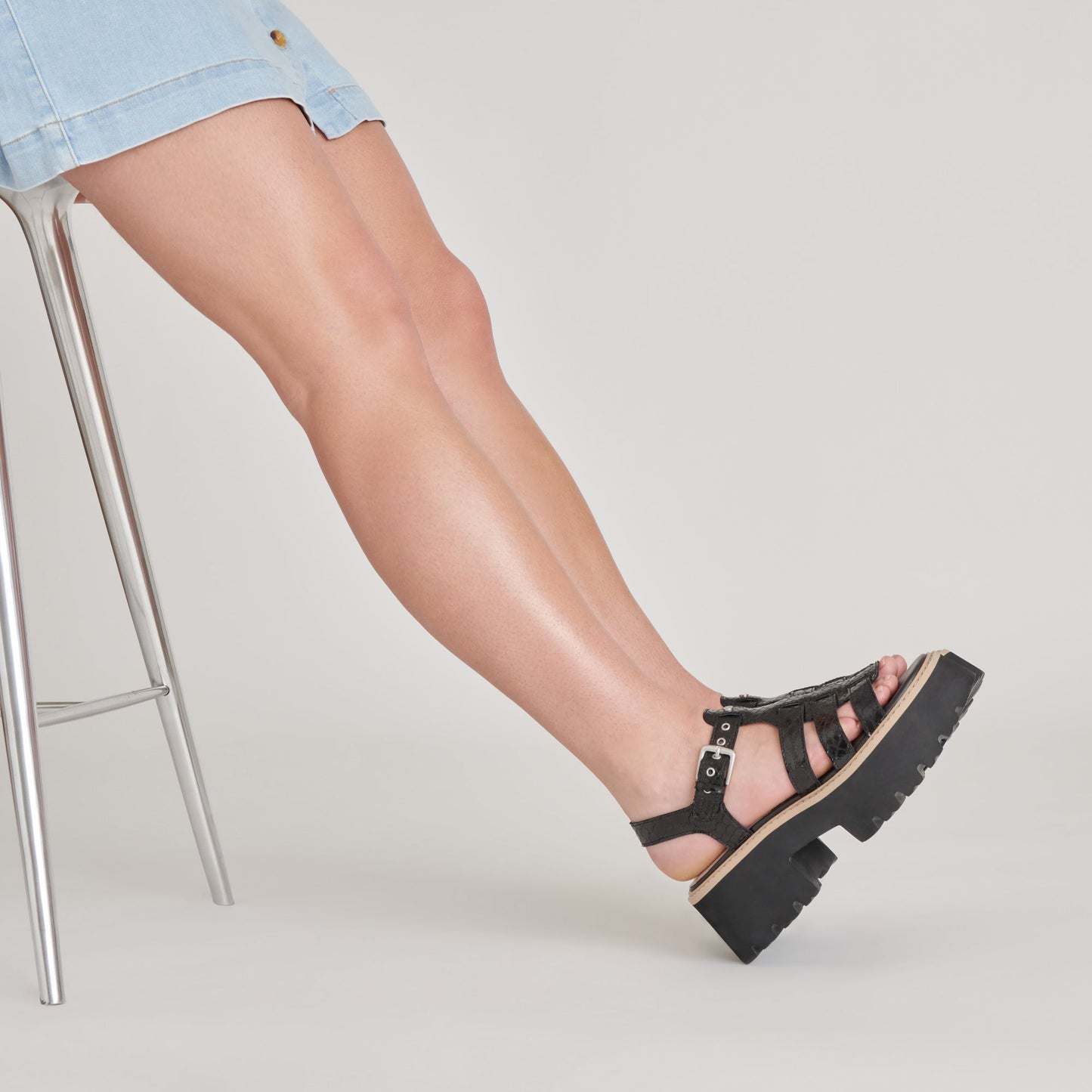 LATICE SANDALS MIDNIGHT EMBOSSED LEATHER Dolce Vita