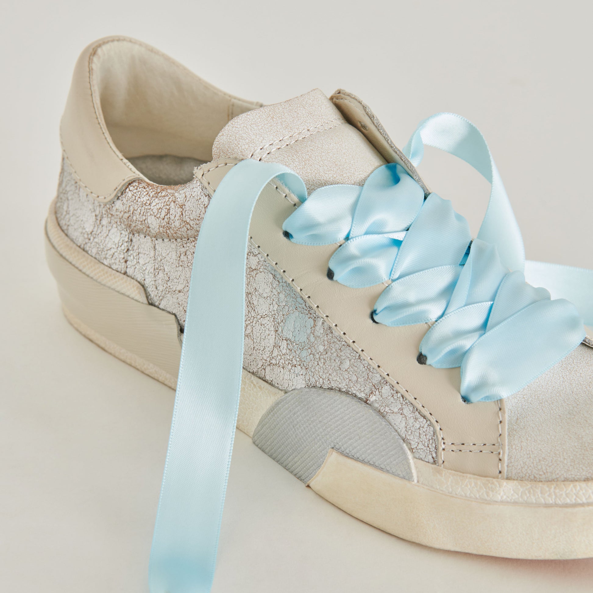 SATIN LACE LIGHT BLUE Dolce Vita