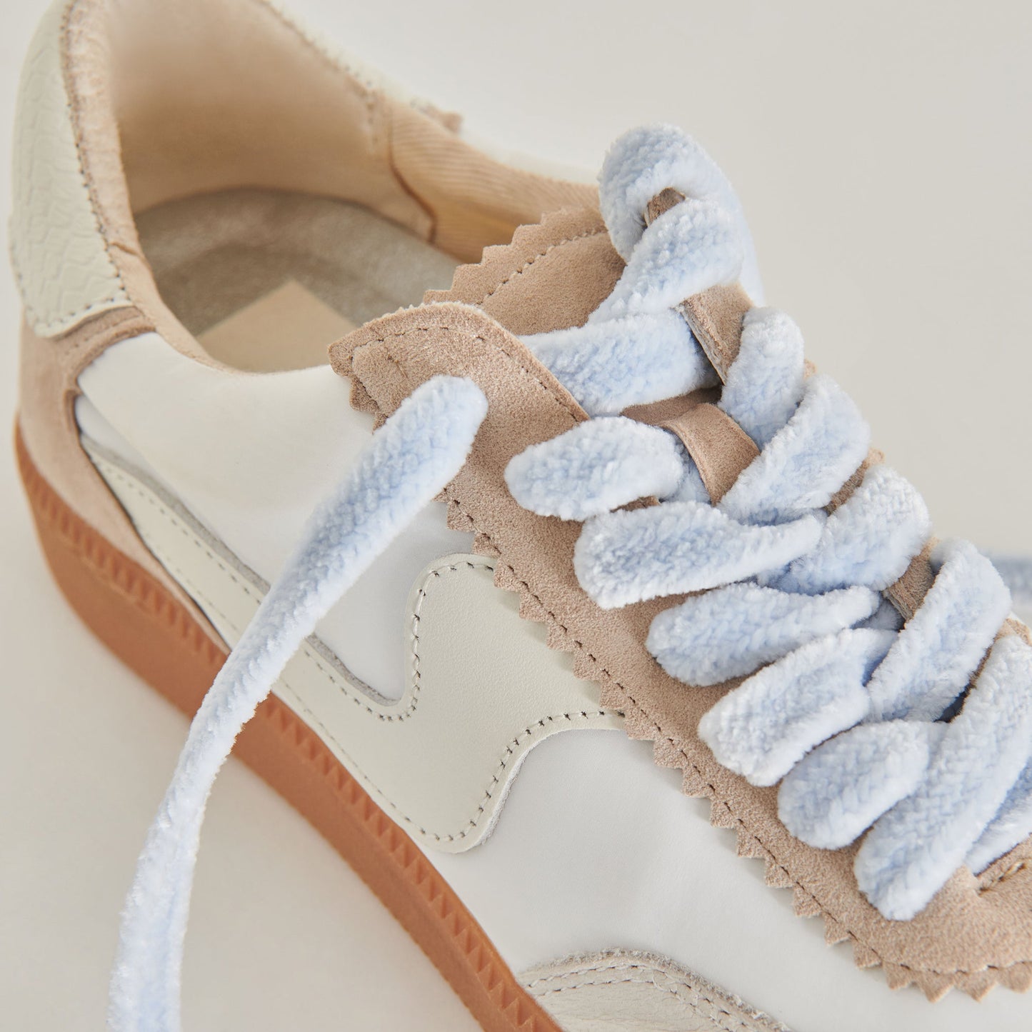 FUZZY LACE LIGHT BLUE Dolce Vita